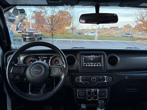 Used 2022 Jeep Wrangler Unlimited Sport image 30