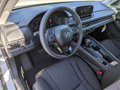 New 2025 Honda Accord SE image 3