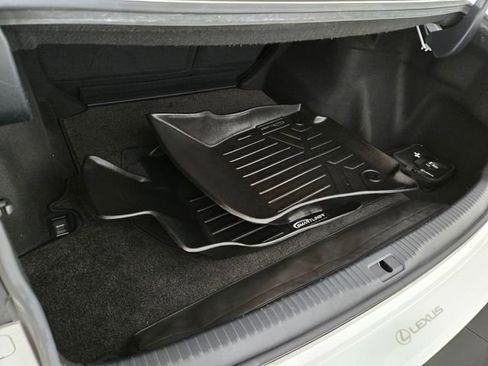 Used 2016 Lexus IS 200t w/ F Sport Package image 20