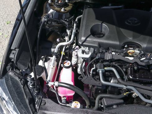 Used 2023 Toyota Camry LE image 12