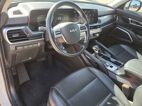 Used 2024 Kia Telluride S w/ S Sunroof Package image 10