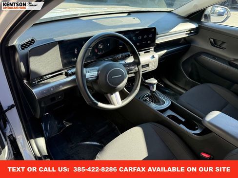 Used 2025 Hyundai Kona SEL image 30
