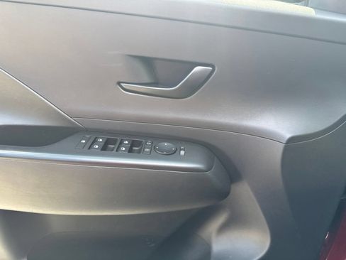 Used 2024 Hyundai Kona SEL AWD/4WD image 13