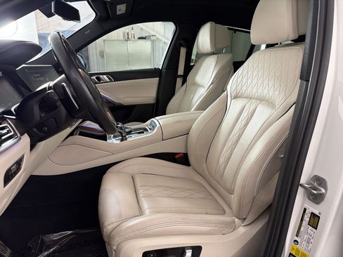 Used 2023 BMW X6 M50i w/ Executive Package AWD/4WD image 5