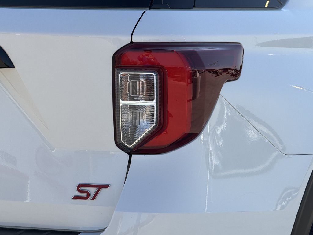 Used 2021 Ford Explorer ST w/ Equipment Group 401A AWD/4WD image 10