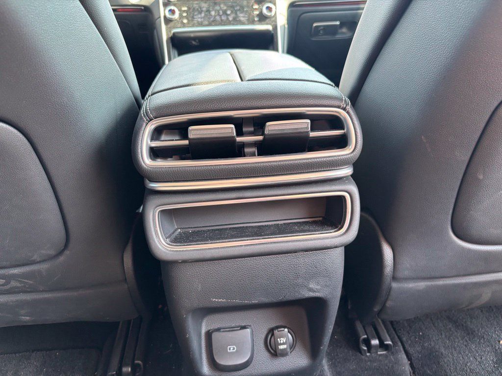 Used 2025 Genesis GV80 2.5T Standard AWD/4WD image 19