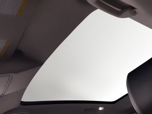 Used 2019 Land Rover Discovery Sport HSE image 18