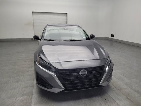 Used 2024 Nissan Altima 2.5 SV image 14