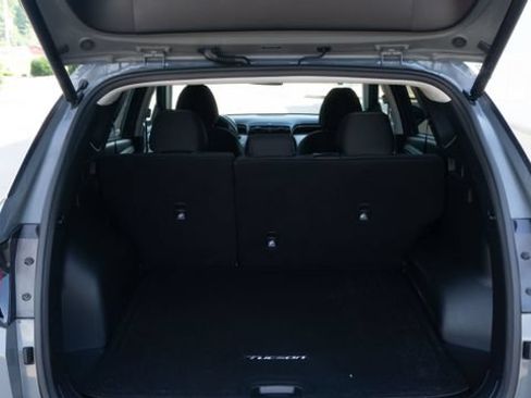 Used 2024 Hyundai Tucson SEL FWD image 9