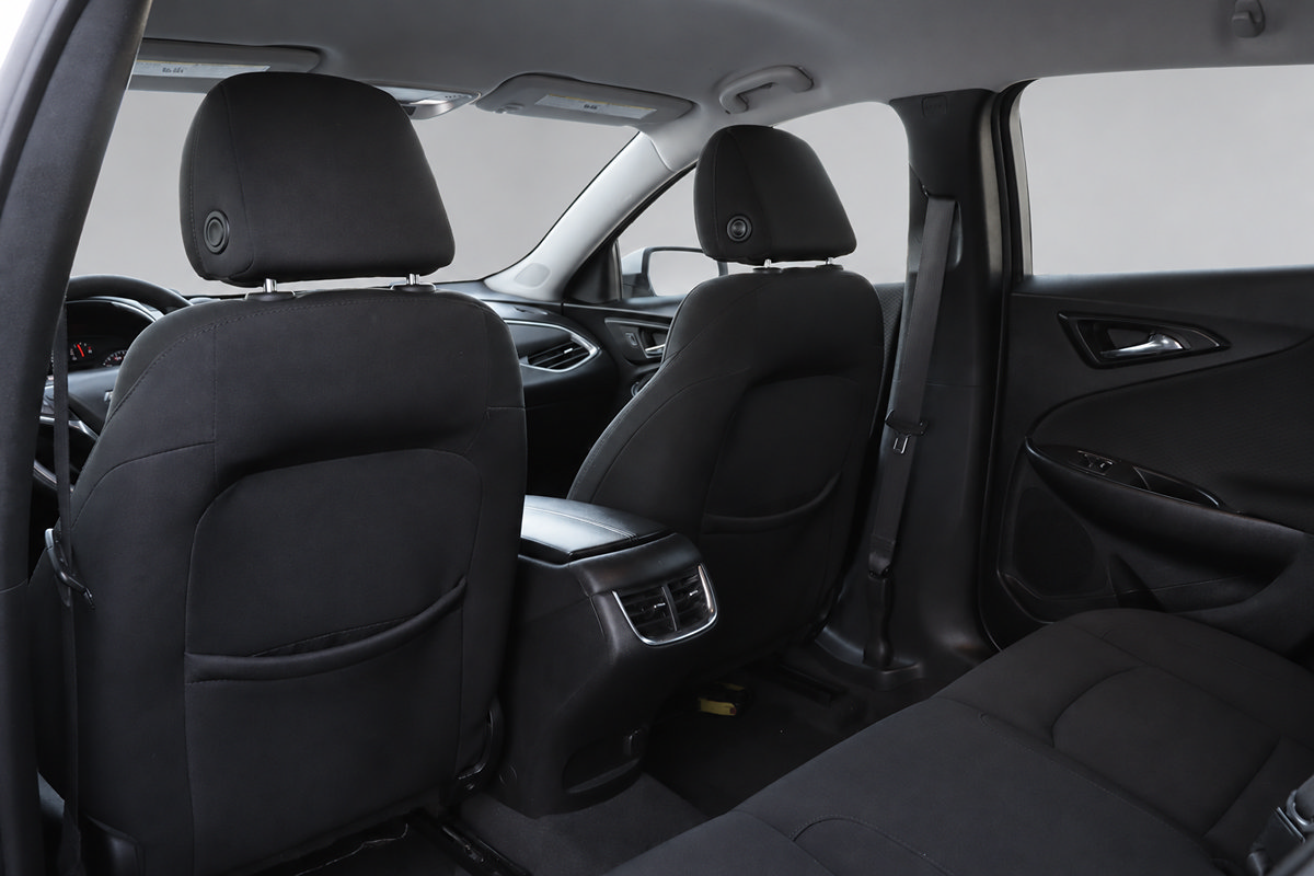 Used 2020 Chevrolet Malibu LT FWD image 18