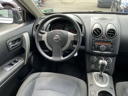 Used 2015 Nissan Rogue S AWD/4WD image 16