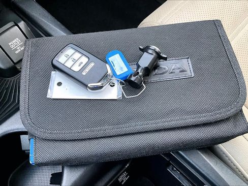 Certified 2019 Honda CR-V Touring image 15