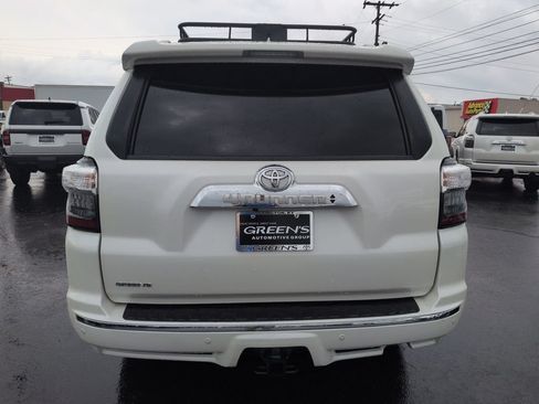 Used 2018 Toyota 4Runner Limited AWD/4WD image 4