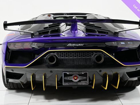 Used 2021 Lamborghini Aventador SVJ image 38