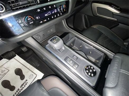 Used 2022 Nissan Pathfinder Platinum w/ Cargo Package image 20