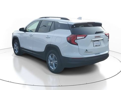 Certified 2023 GMC Terrain SLE w/ Driver Convenience Package FWD image 3