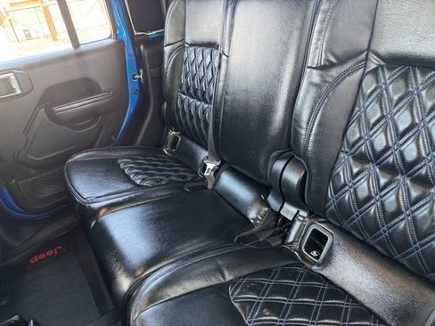 Used 2020 Jeep Gladiator Sport w/ Quick Order Package 24S AWD/4WD image 36