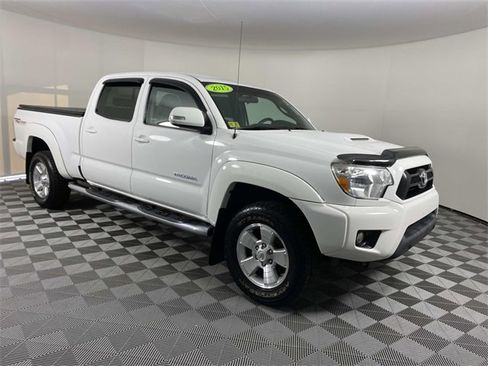 Used 2015 Toyota Tacoma 4x4 Double Cab w/ TRD Sport Package image 1