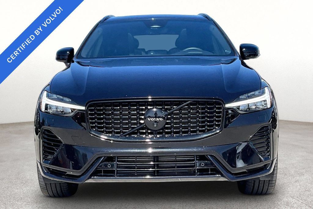Used 2024 Volvo XC60 T8 Ultimate w/ Protection Package Premier AWD/4WD image 3
