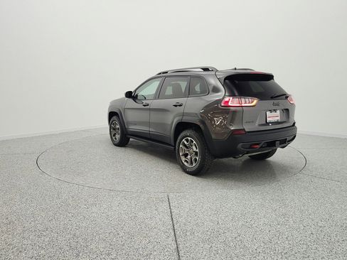 Used 2020 Jeep Cherokee Trailhawk image 7