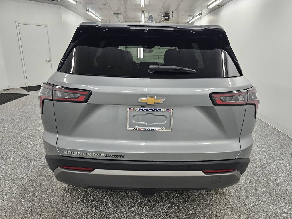 Used 2025 Chevrolet Equinox LT AWD/4WD image 5
