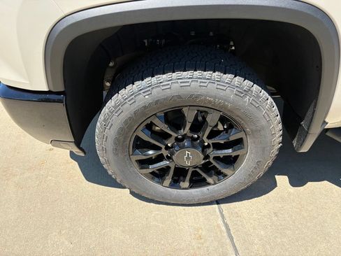 New 2026 Chevrolet Silverado 2500 Custom w/ Custom Value Package AWD/4WD image 52