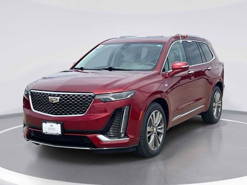 Used 2021 Cadillac XT6 Premium Luxury w/ LPO, Floor Liner Package FWD image 1
