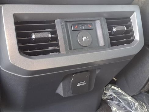 New 2026 Ford F250 Lariat w/ Chrome Package image 19