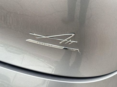 Used 2023 Lucid Air Touring image 9