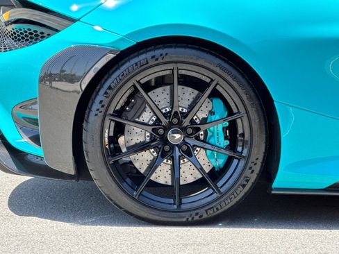 Used 2022 McLaren 765LT RWD image 40