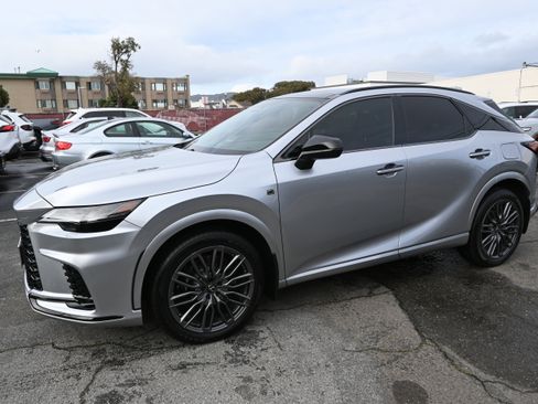 Used 2023 Lexus RX 500h F Sport w/ Accessory Package (Z1) image 2