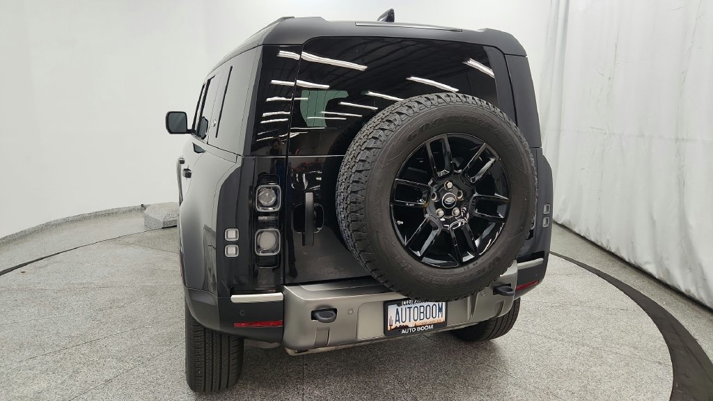 Used 2020 Land Rover Defender 110 X AWD/4WD image 19