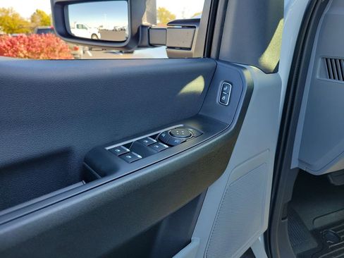 New 2026 Ford F350 XL w/ XL Chrome Package image 21