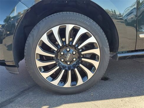Used 2023 Lincoln Navigator L Black Label image 25