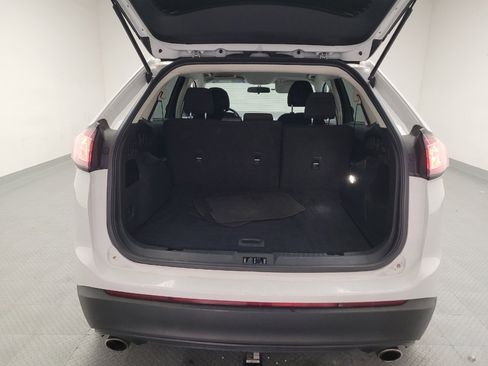 Used 2016 Ford Edge SE AWD/4WD image 29