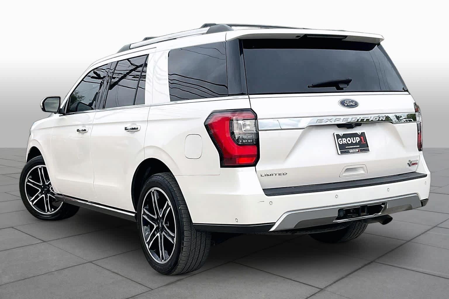 Used 2019 Ford Expedition Limited w/ Texas Edition Package RWD image 12