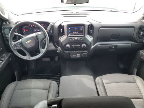 Used 2022 Chevrolet Silverado 1500 Custom image 16
