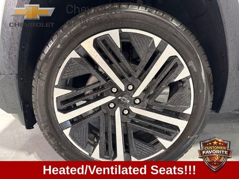 New 2026 Chevrolet Equinox RS w/ Convenience Package III FWD image 45