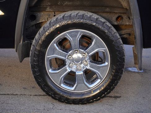 Used 2015 GMC Sierra 1500 SLT w/ SLT Crew Cab Value Package image 11