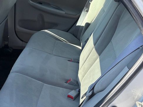 Used 2010 Toyota Corolla LE image 24