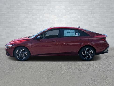 New 2025 Hyundai Elantra Sport image 8