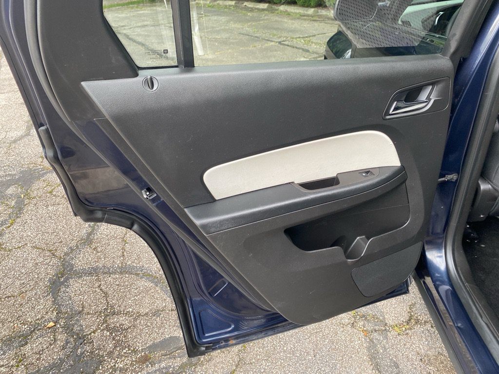 Used 2015 GMC Terrain SLE FWD image 18