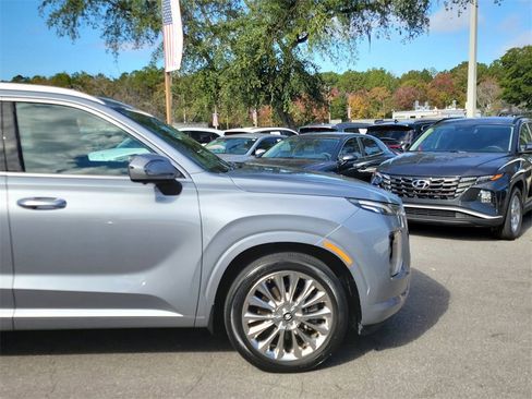 Used 2020 Hyundai Palisade Limited image 17