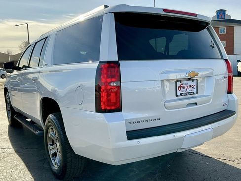 Used 2020 Chevrolet Suburban LT w/ Luxury Package image 13