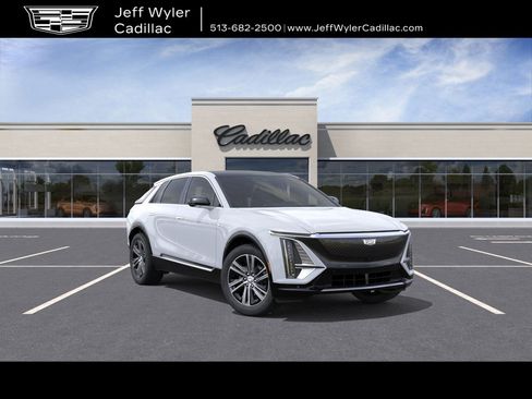 New 2026 Cadillac Lyriq Luxury w/ LPO, Floor Liner Package image 1