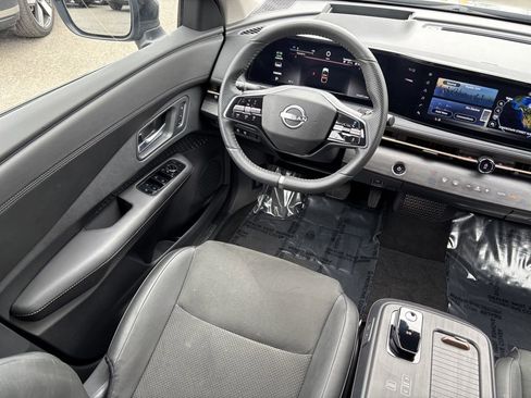Used 2024 Nissan Ariya AWD image 21