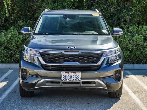 Used 2021 Kia Seltos S image 2