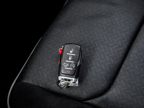 Used 2020 RAM 1500 Laramie image 69