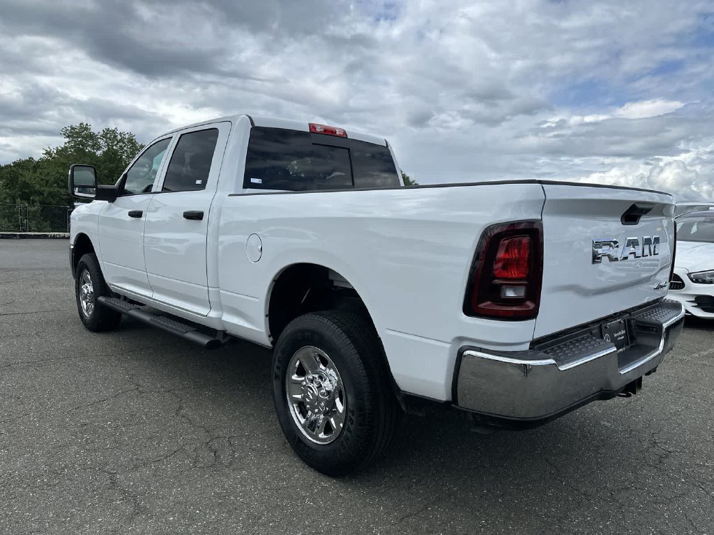 Used 2026 RAM 2500 Tradesman AWD/4WD image 16