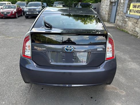 Used 2013 Toyota Prius Two FWD image 13